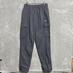Nike Cargo Pants Women's Small Black Drawstrings Pull On Pockets Basic Club Cuff
